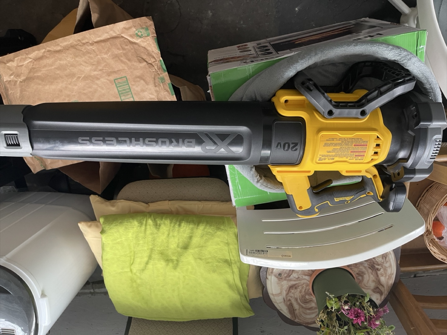 Open boxes DeWalt 20V MAX XR Brushless Handheld Axial Blower - photo 4