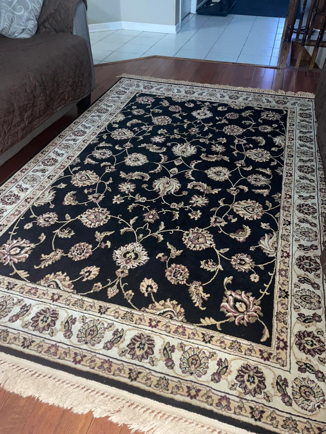 Floral Area Rug - Black