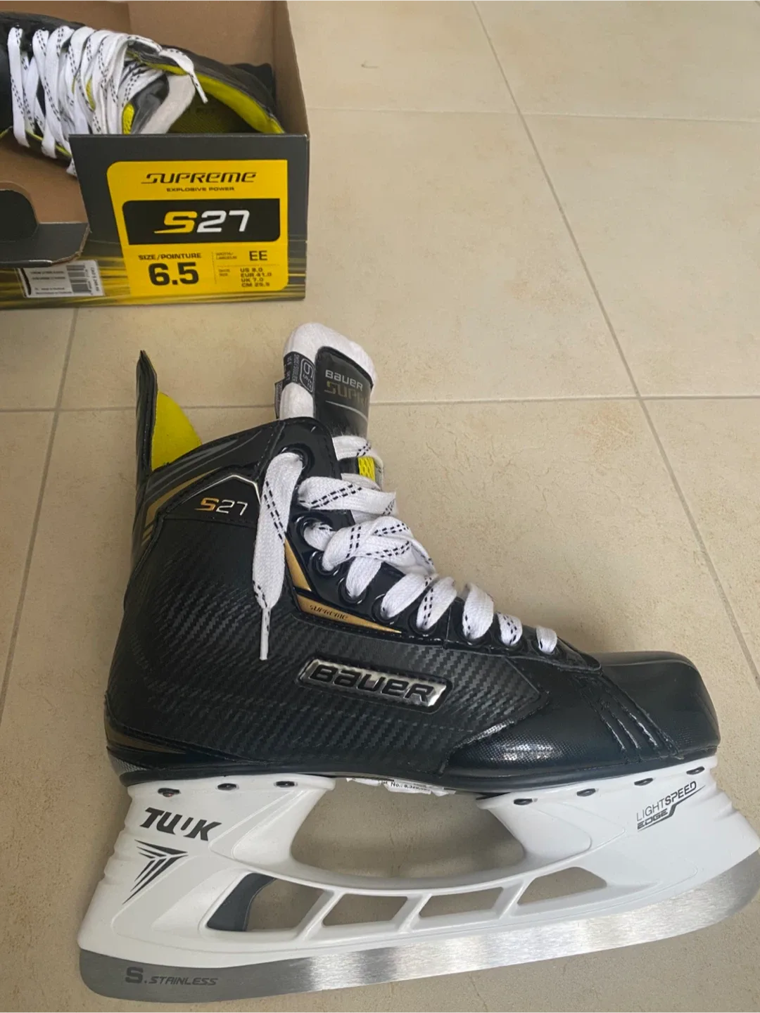 STEAL alert! Bauer Supreme S27 Hockey Skates - Size 6.5