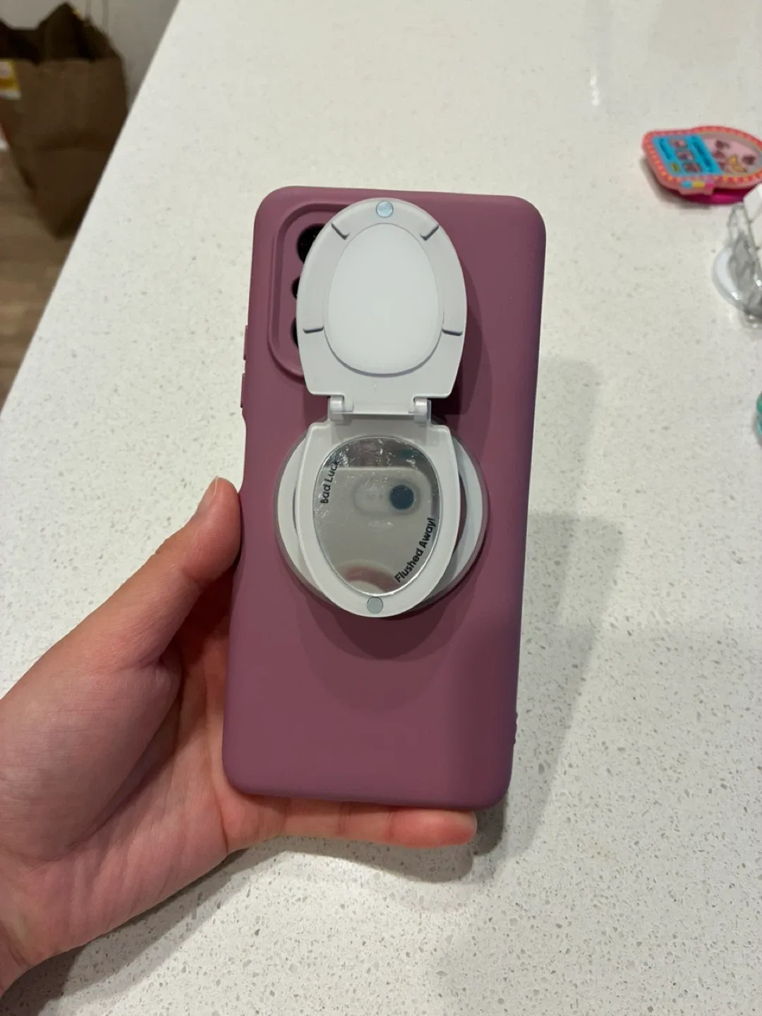 Cute and Creative MagSafe phone stand image indicator(7)