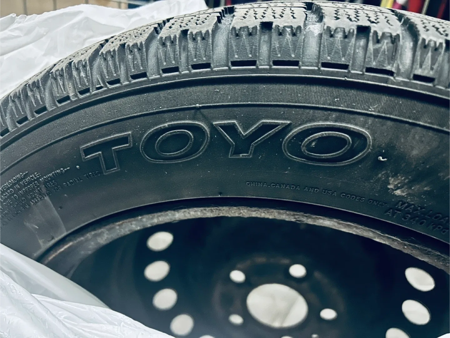 Toyo 205/55R16 94H Winter Tire