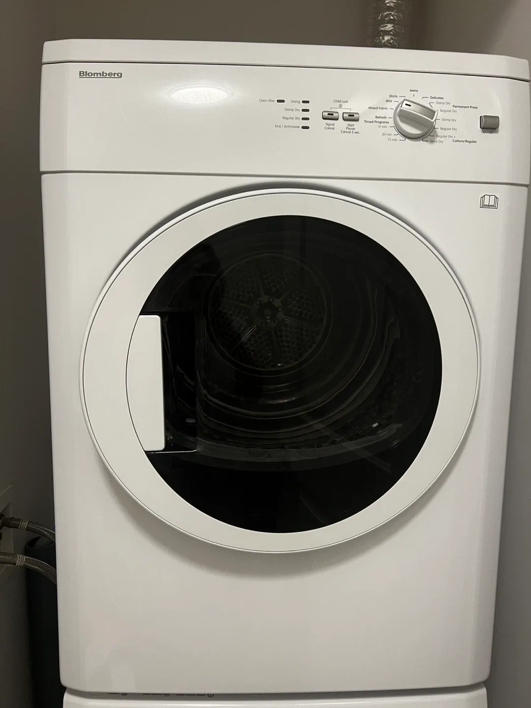 Blomberg Stackable Washer and Dryer image indicator(2)