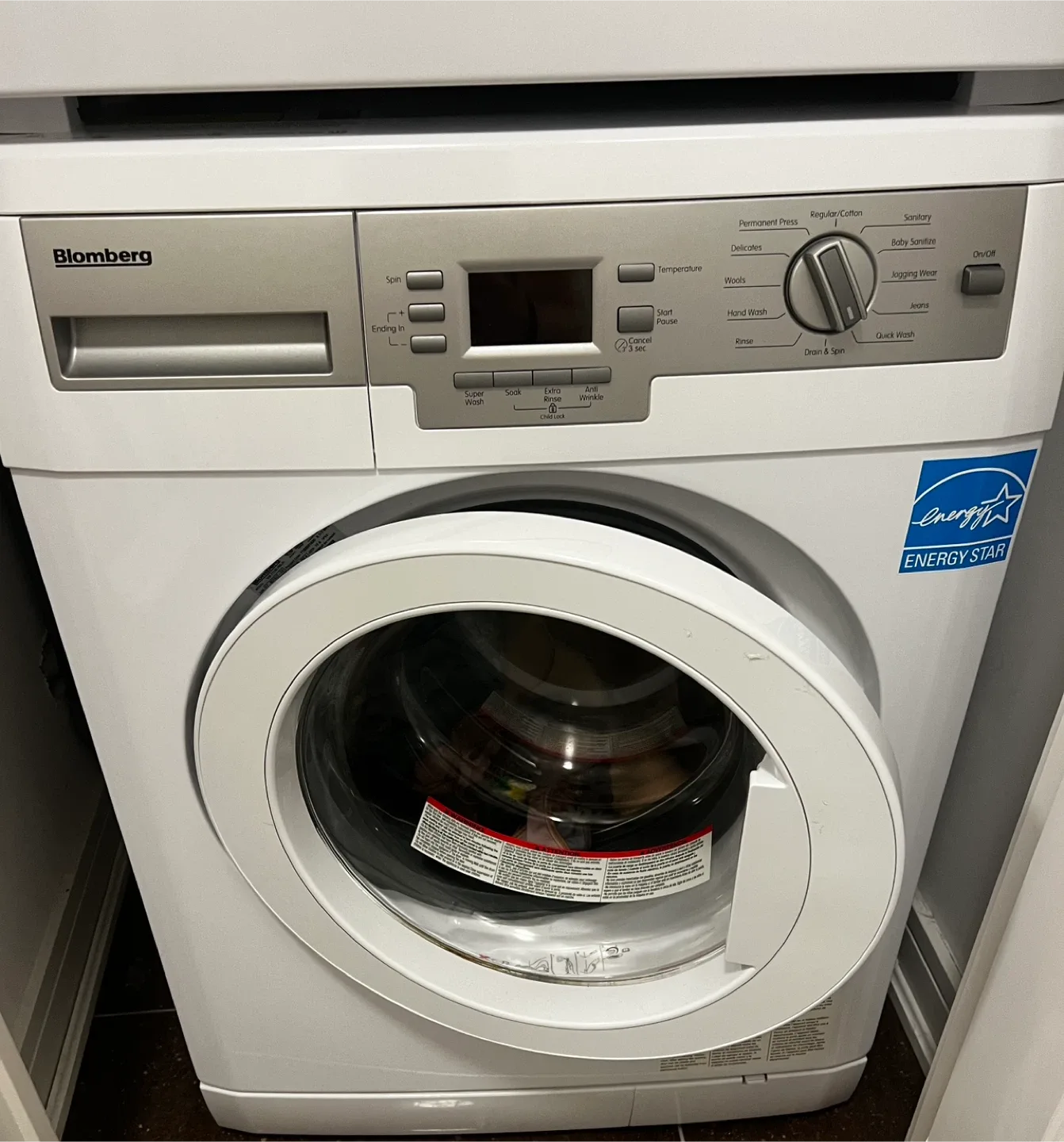 Blomberg Stackable Washer and Dryer image indicator(3)