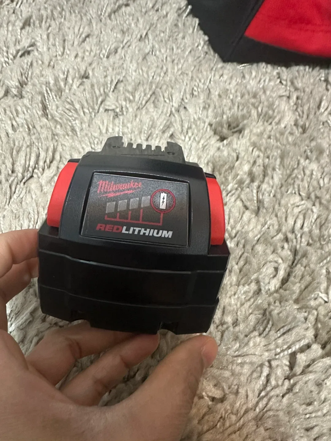 Milwaukee M18 REDLITHIUM XC5.0 Battery image indicator(2)