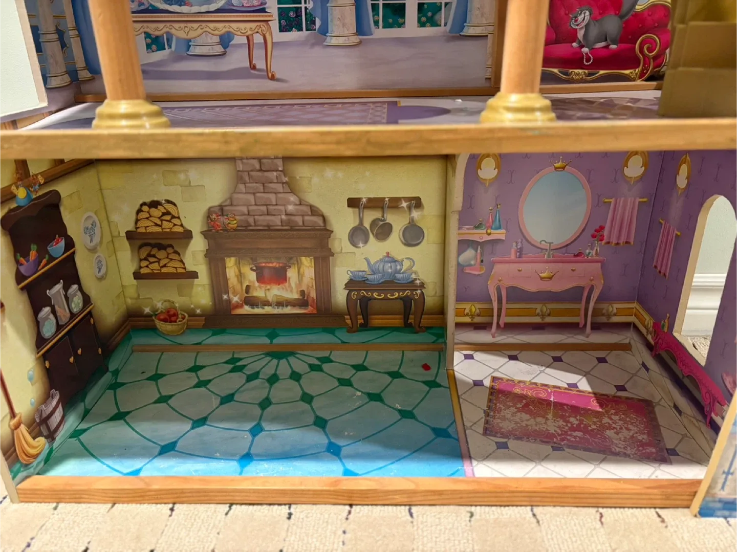 Disney Princess Wooden Dollhouse/Castle image indicator(5)