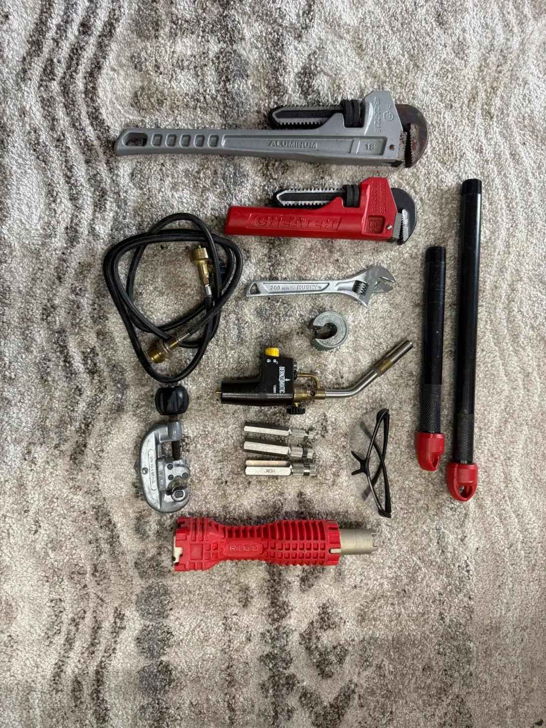 Variety of Plumbing Tools image indicator(9)