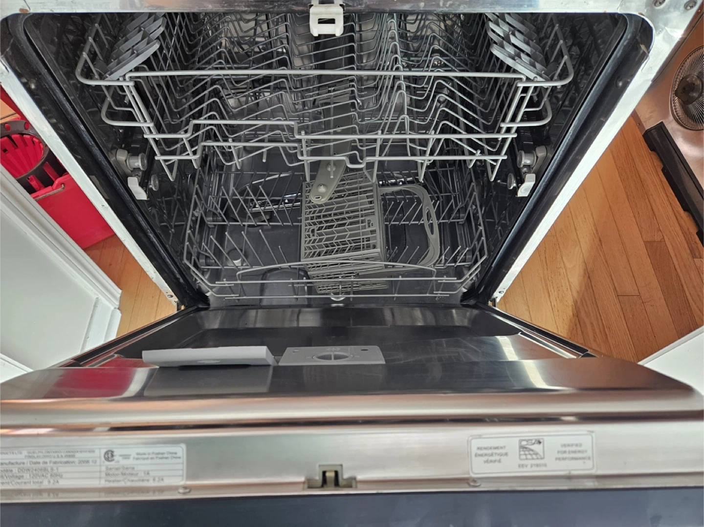 Danby Silhouette Dishwasher - Black & Silver - photo 5