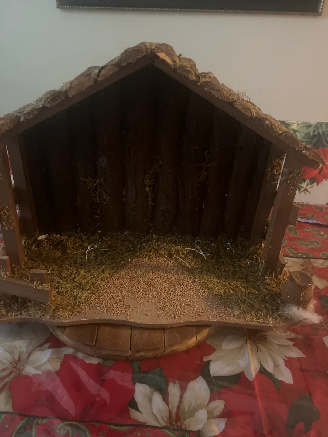 Nativity Scene Stable image indicator(6)