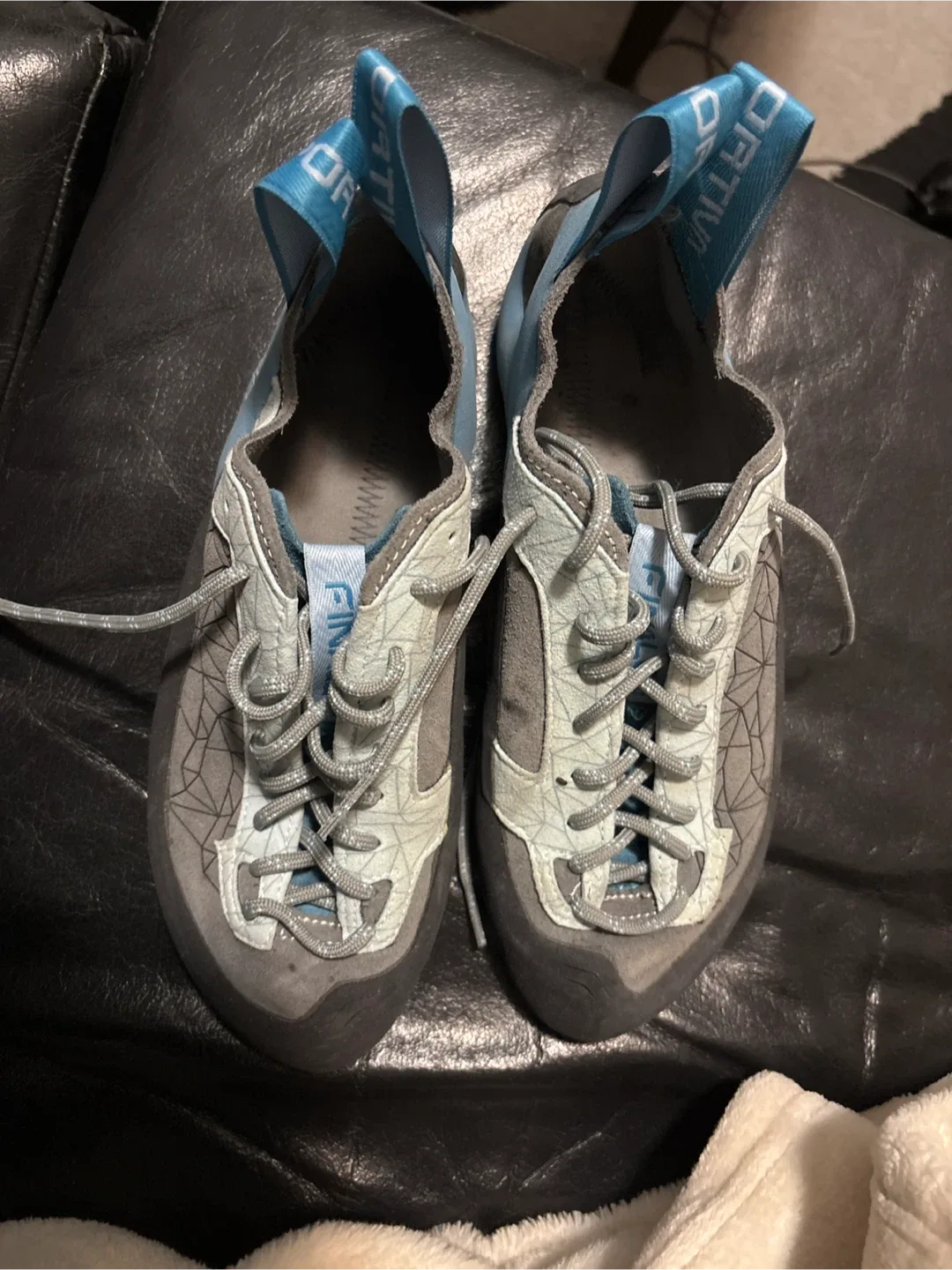 La Sportiva Tarantula Climbing Shoes