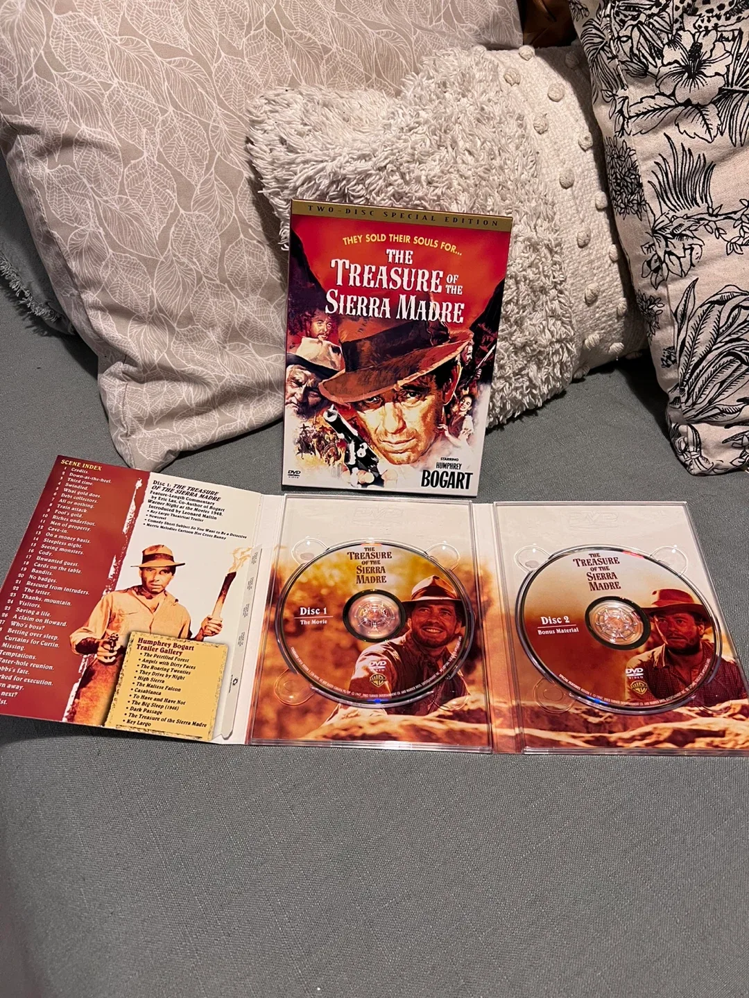 The Treasure of the Sierra Madre DVD Two Disc Special Edition image indicator(2)