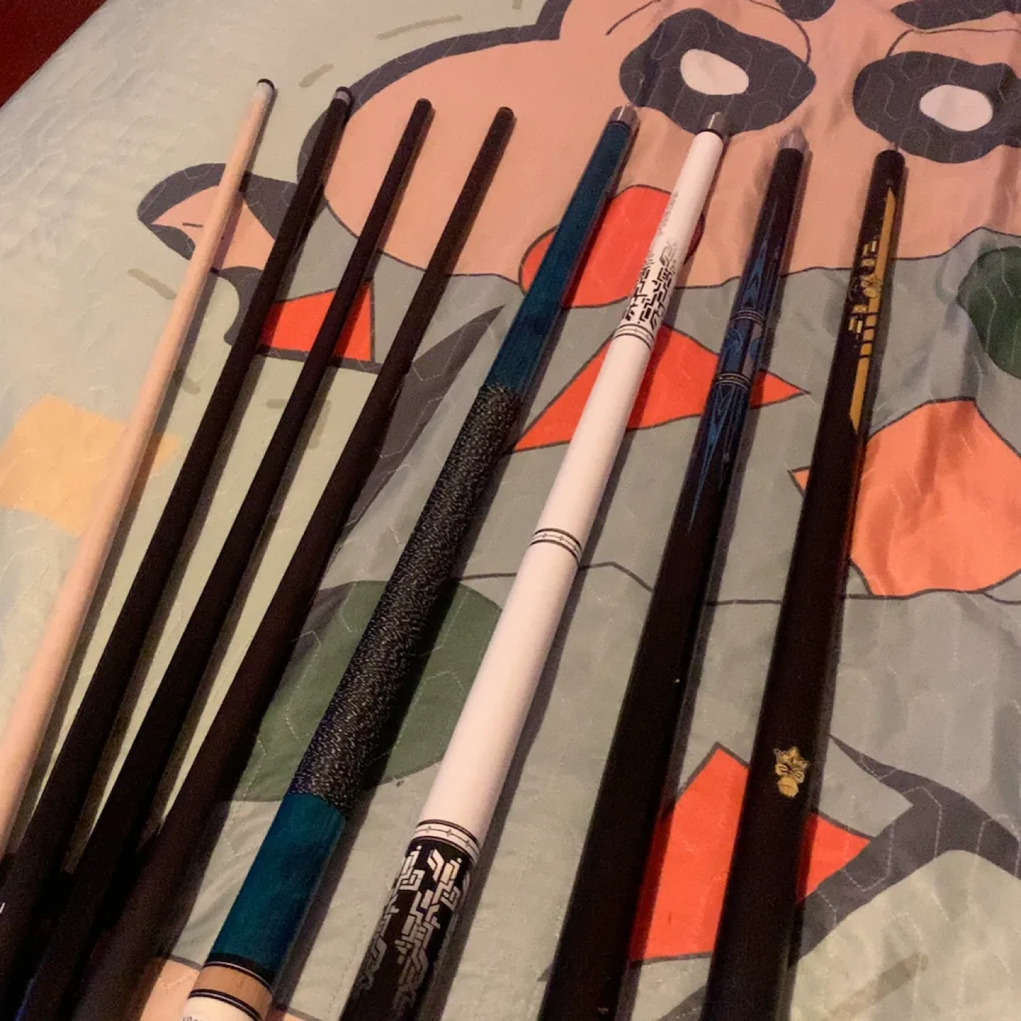 Assorted Pool/Billiard Cues