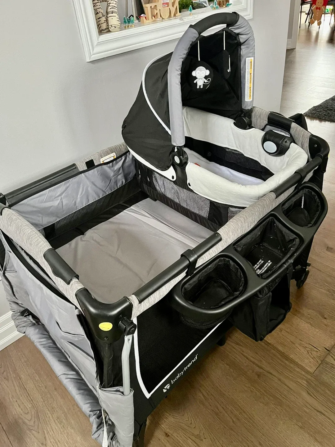 Baby Trend Playard with Bassinet & Canopy image indicator(2)