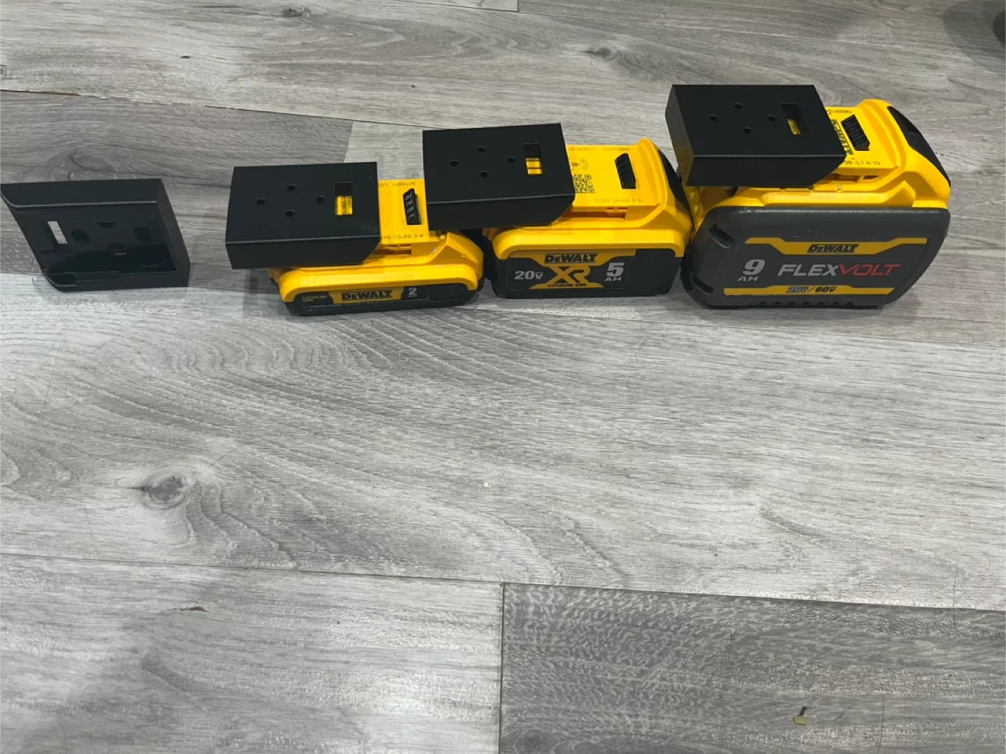 DeWalt Battery Mounts image indicator(4)