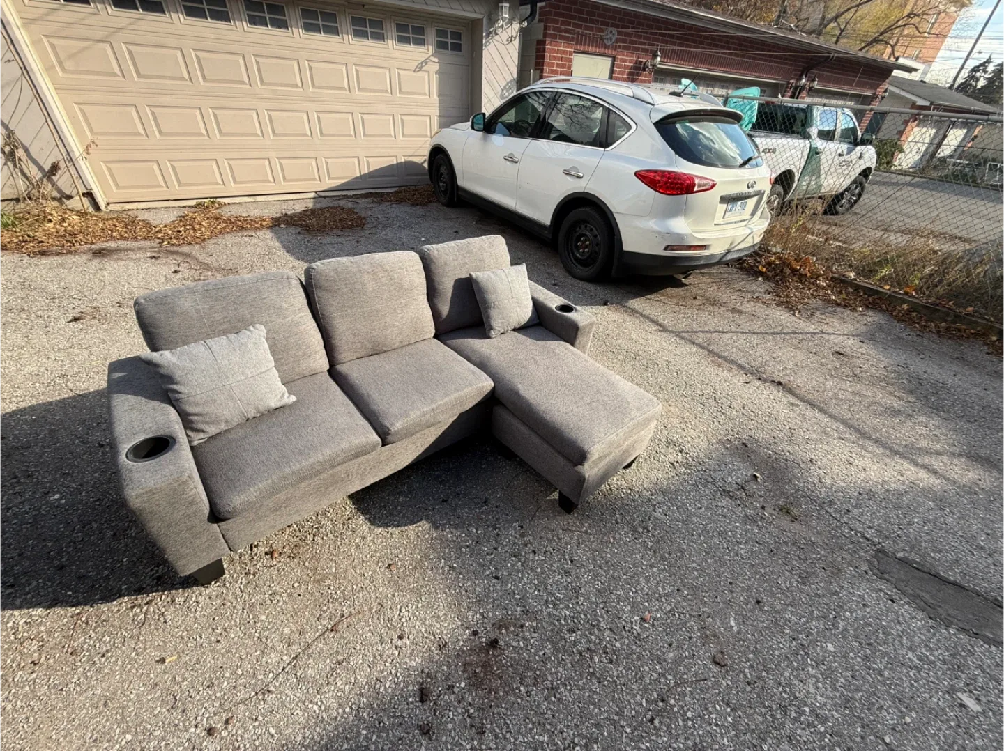 Grey Sectional Sofa with Chaise Lounge image indicator(5)