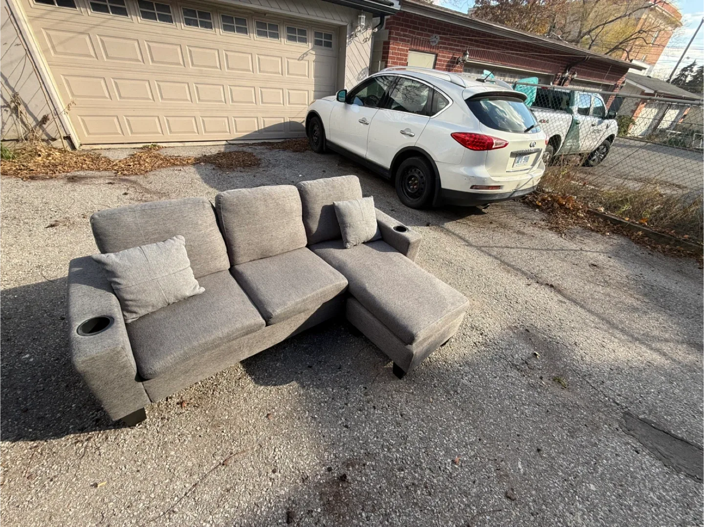 Grey Sectional Sofa with Chaise Lounge image indicator(6)