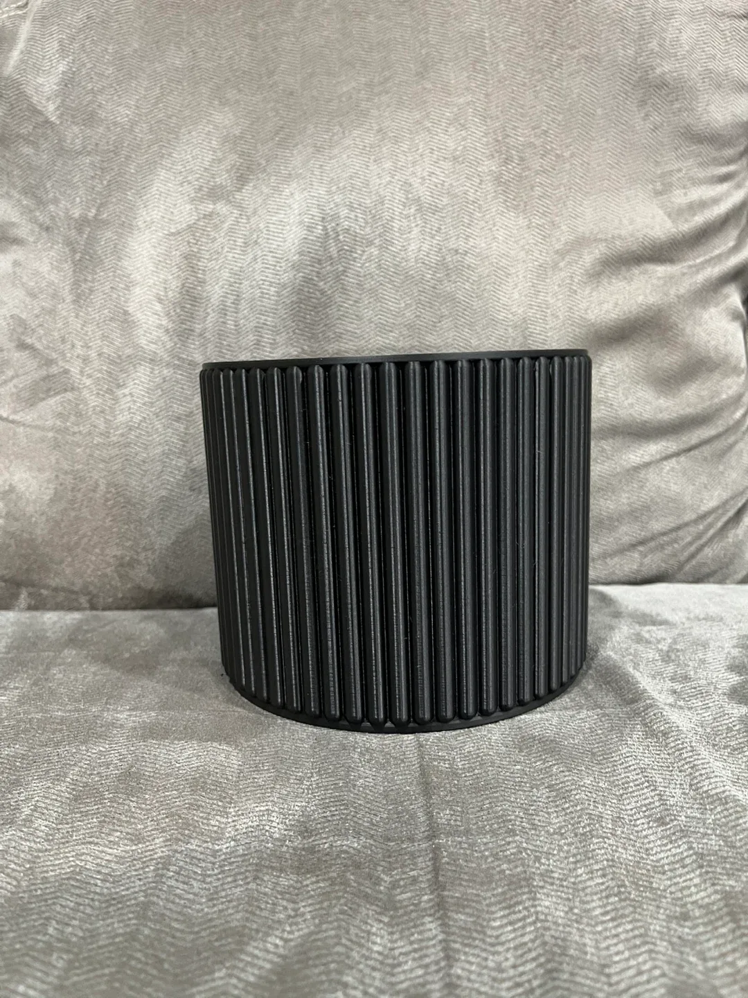 Black Makeup Brush Holder image indicator(4)