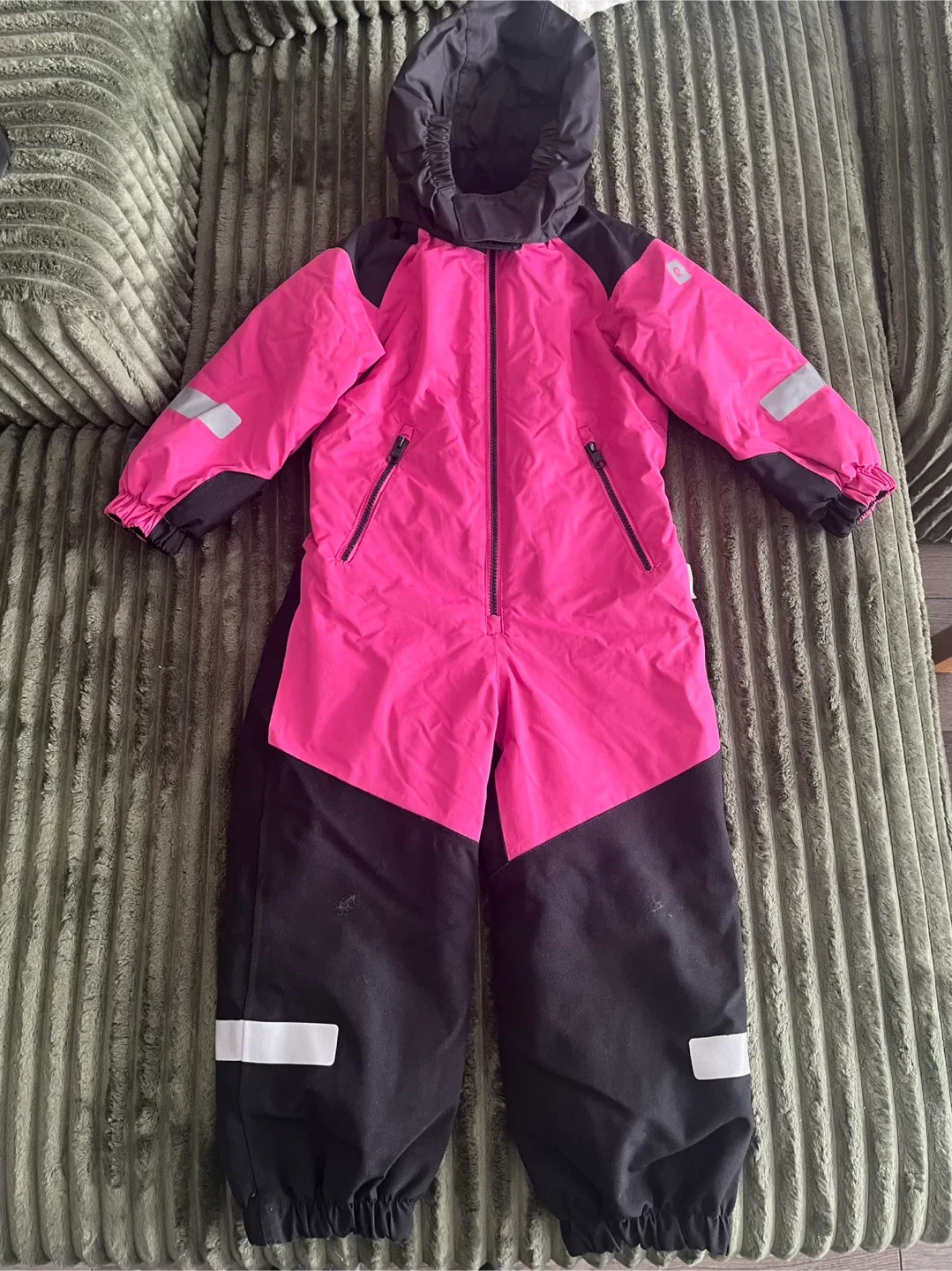 Reima Pink & Black Snowsuit - Size 104