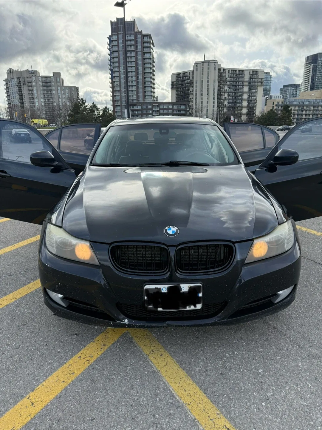 2011 Black BMW 328i image indicator(3)