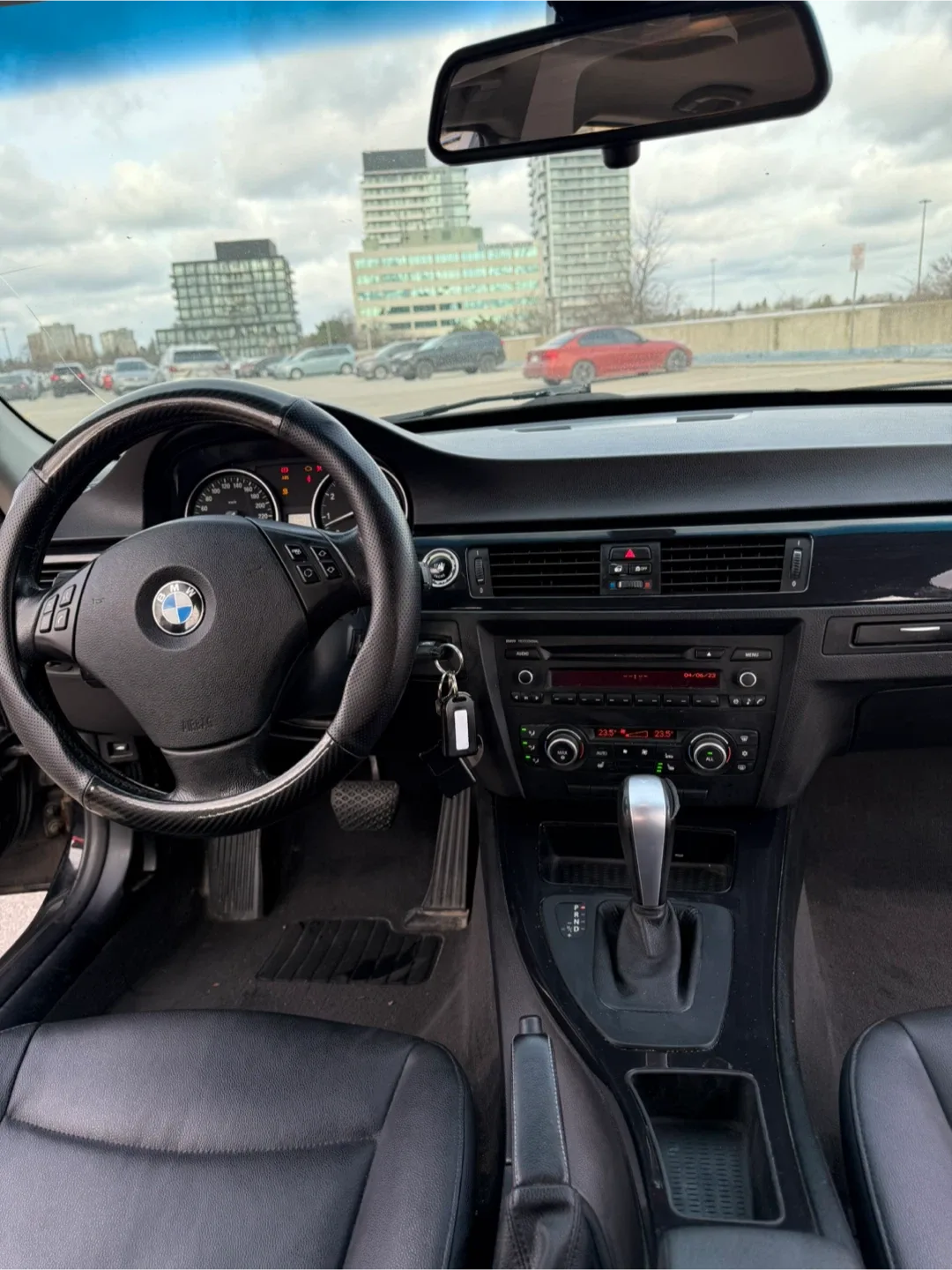 2011 Black BMW 328i image indicator(9)