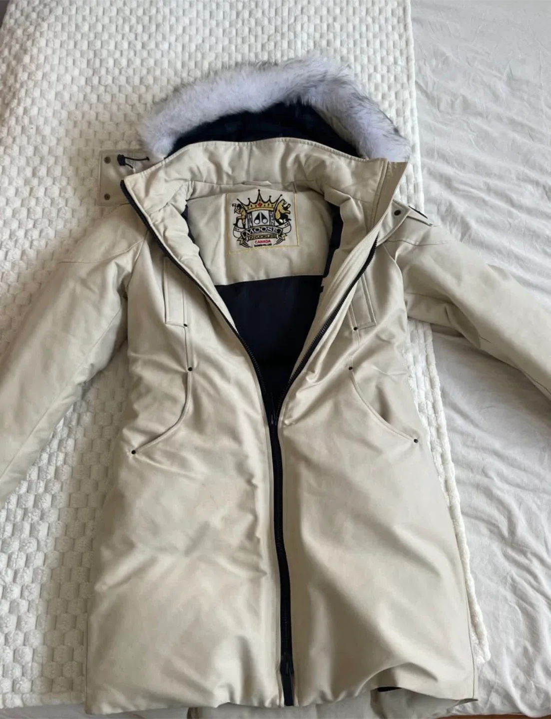 Moose Knuckles Down Parka - Size S/P image indicator(2)