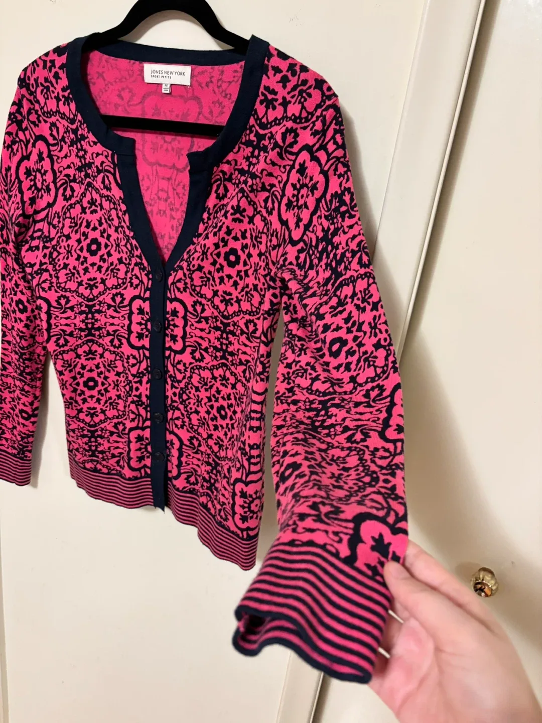 Jones New York Cardigan Size PS image indicator(3)