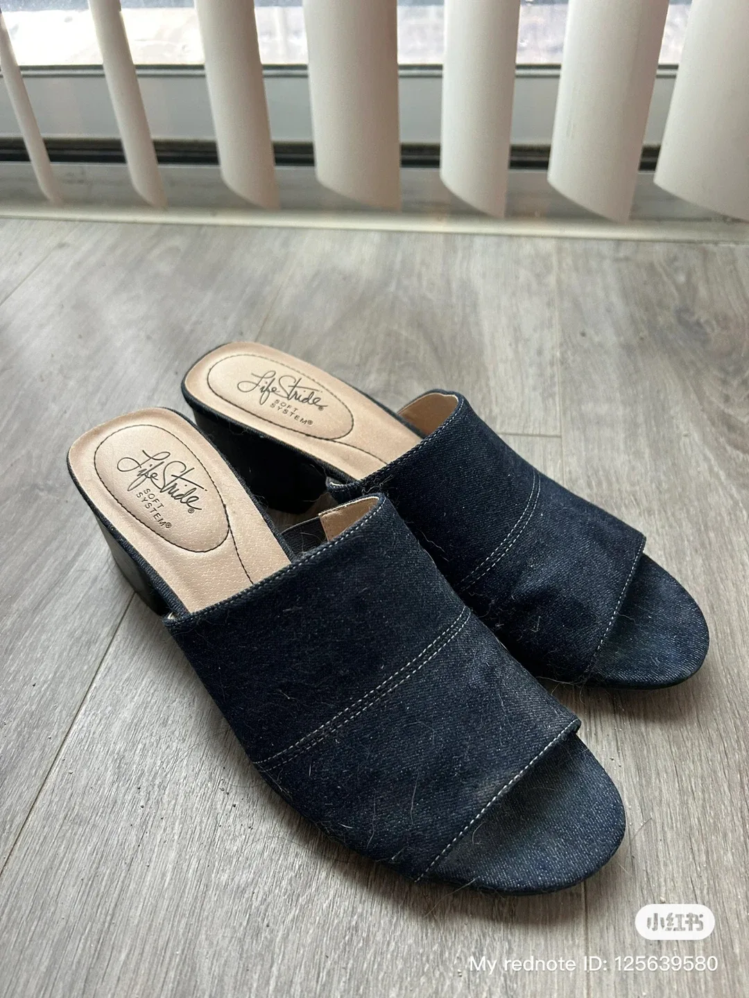 Life Stride Denim Mules - Size 9 image indicator(2)