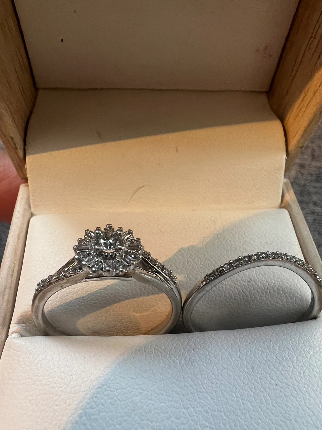 10 k Michael Hill Diamond Ring Set - photo 3