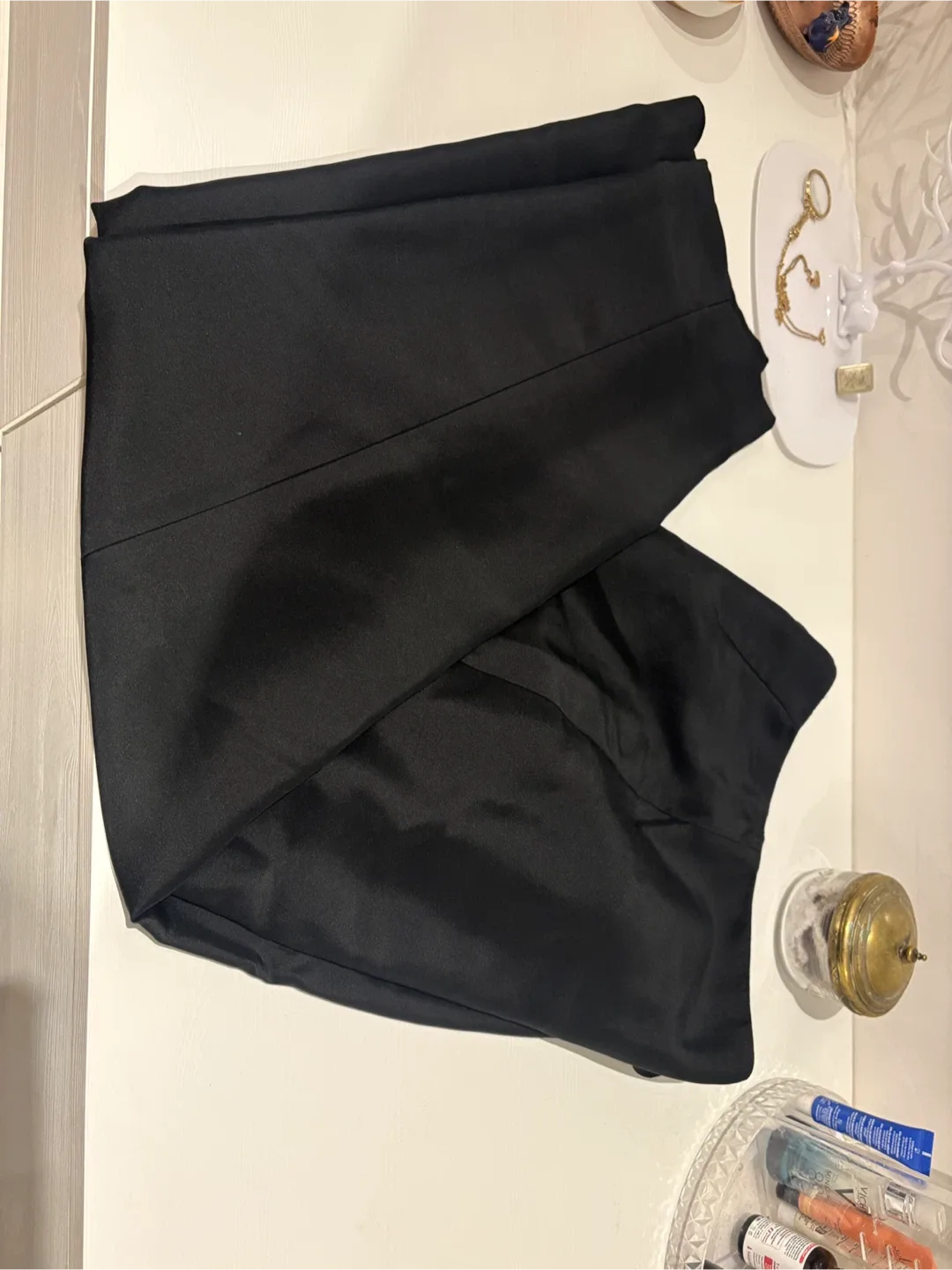Ann Taylor Black Pure Silk Pants - Size 8