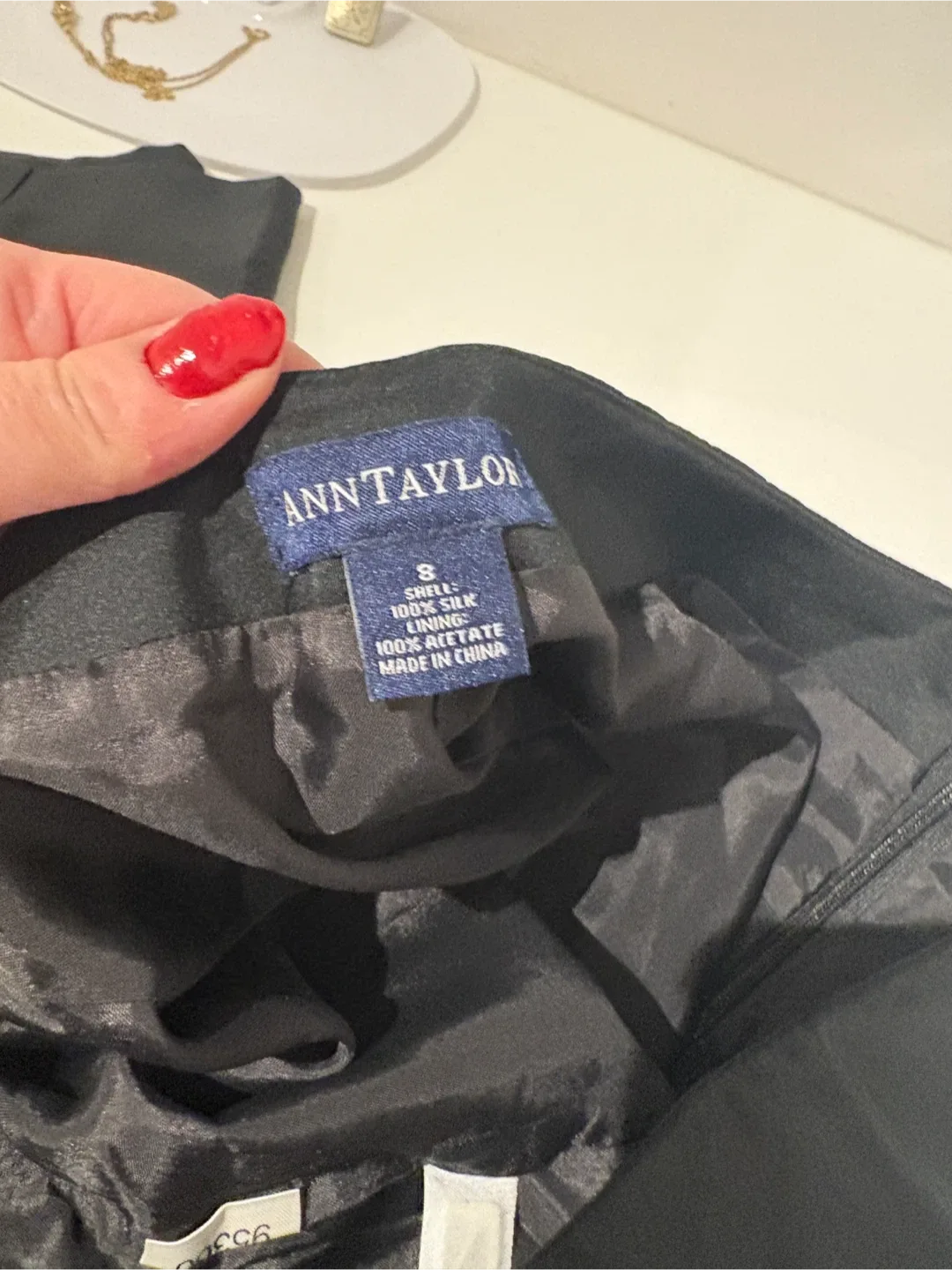 Ann Taylor Black Pure Silk Pants - Size 8 image indicator(2)