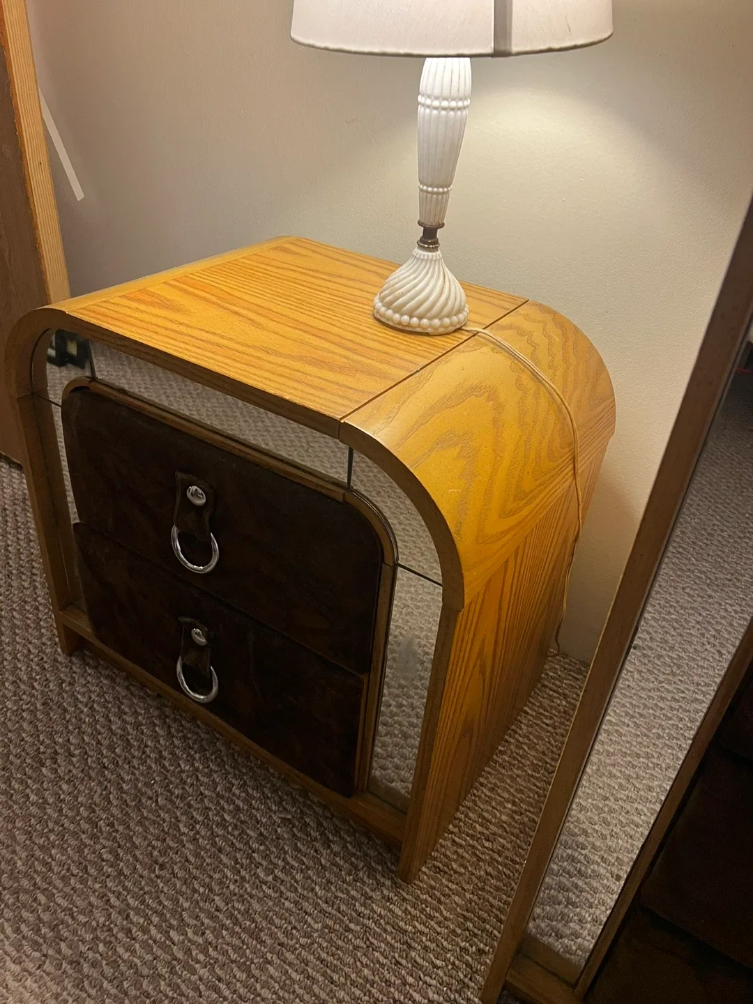 Vintage Vanity Set with Mirror and Nightstands image indicator(10)