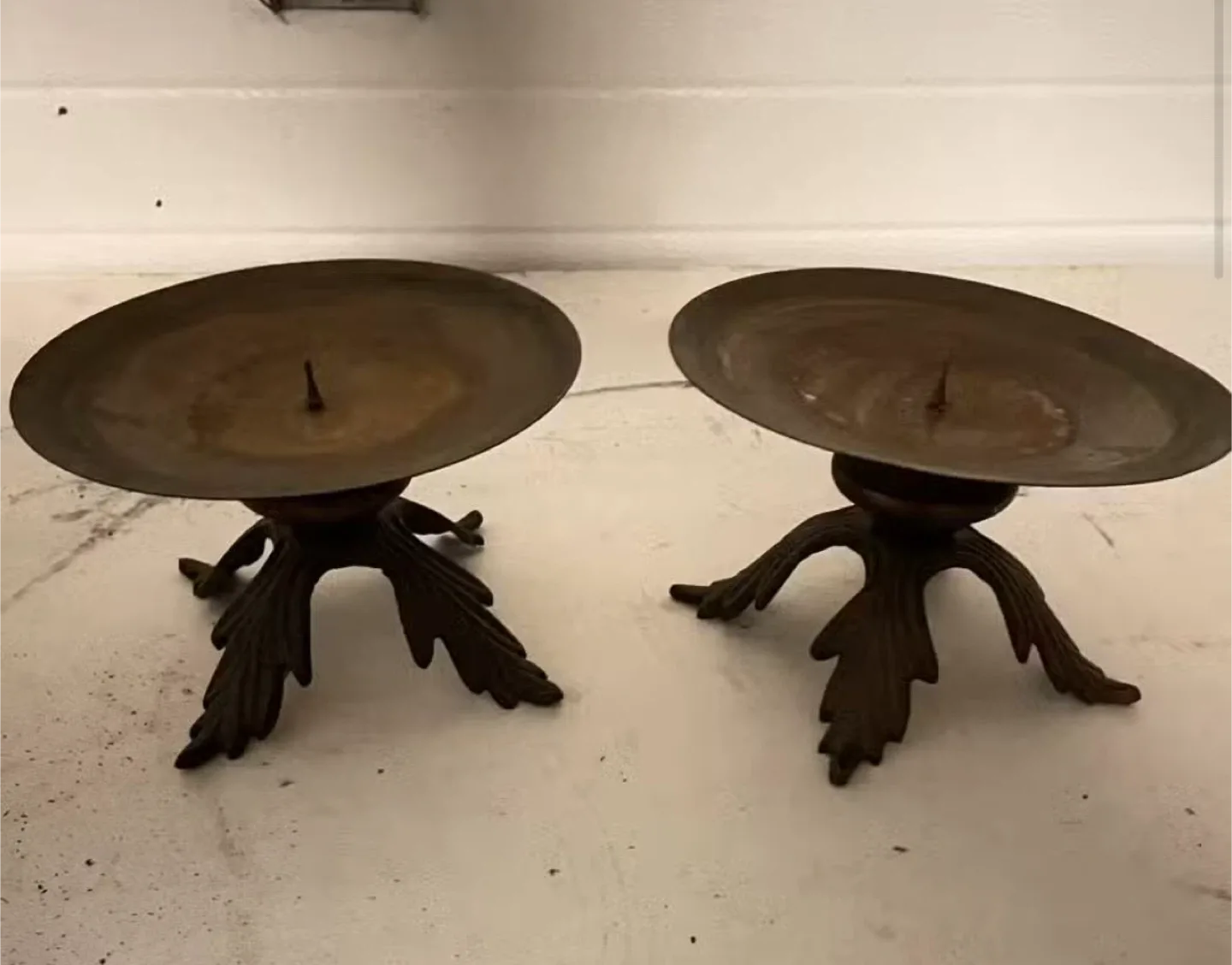 Set of 2 Vintage Leaf Candlestick Holders