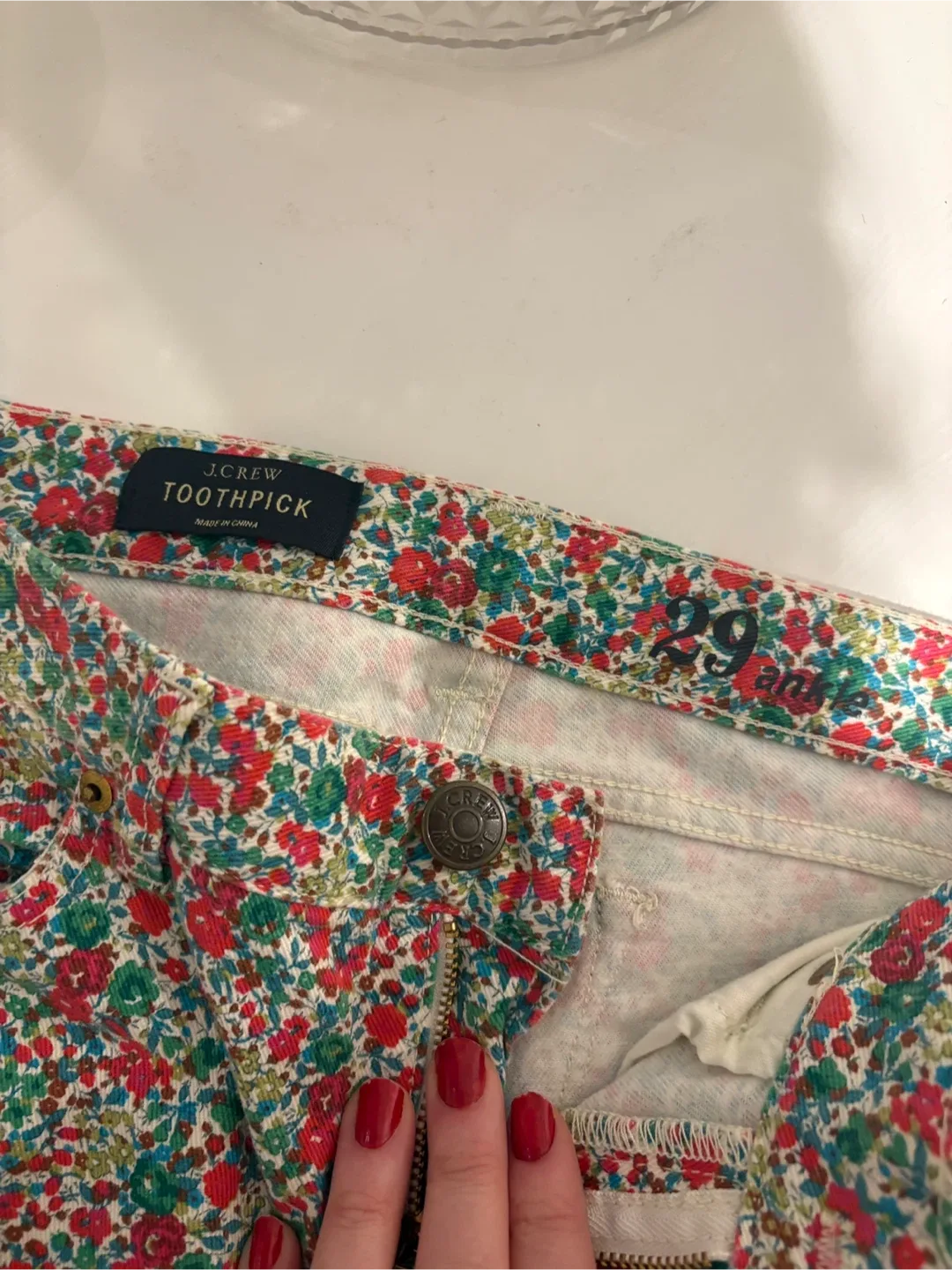 J.Crew Toothpick Floral Jeans - Size 29 image indicator(2)