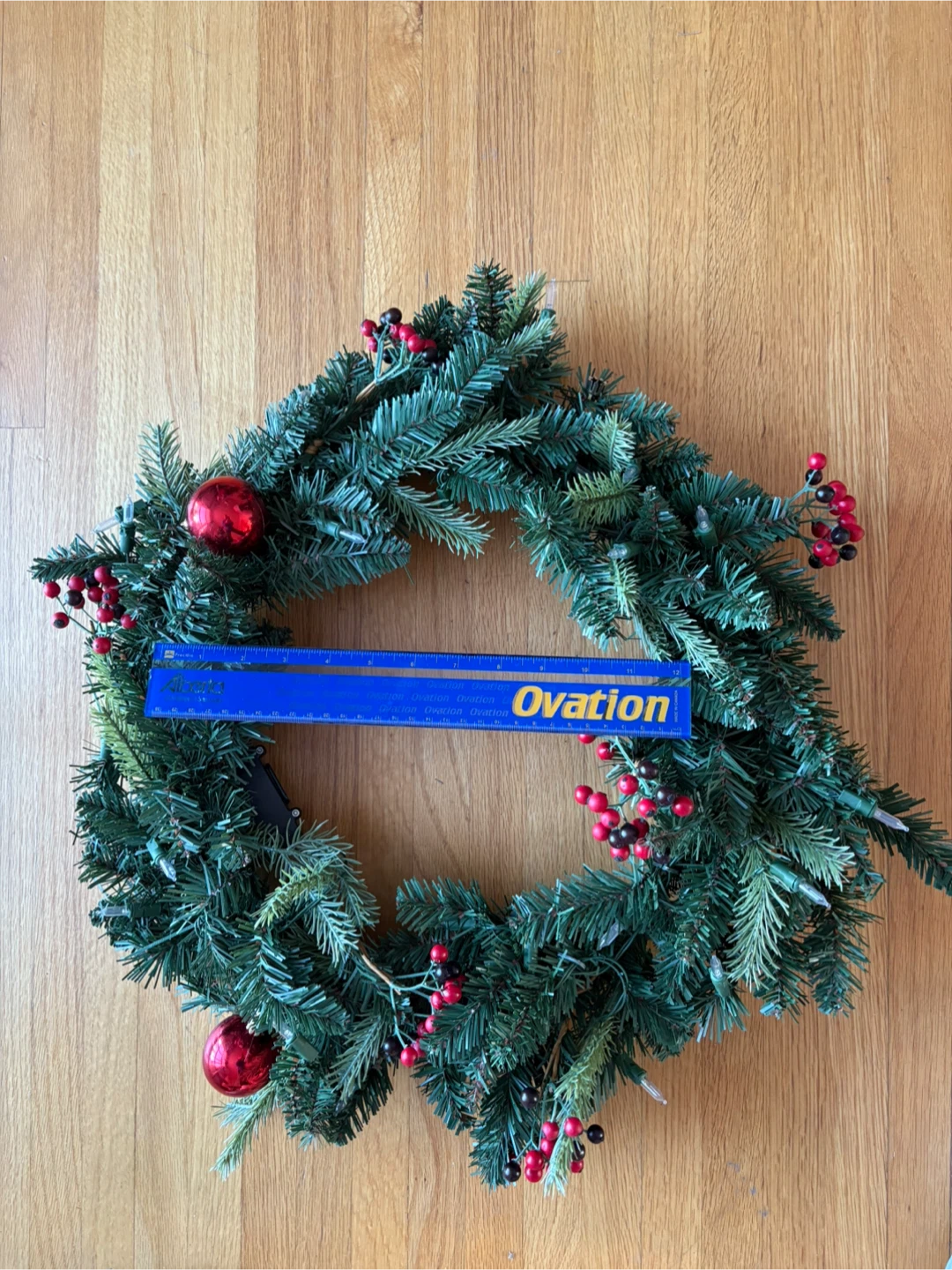 Christmas Wreath with Red Ornaments - photo 2