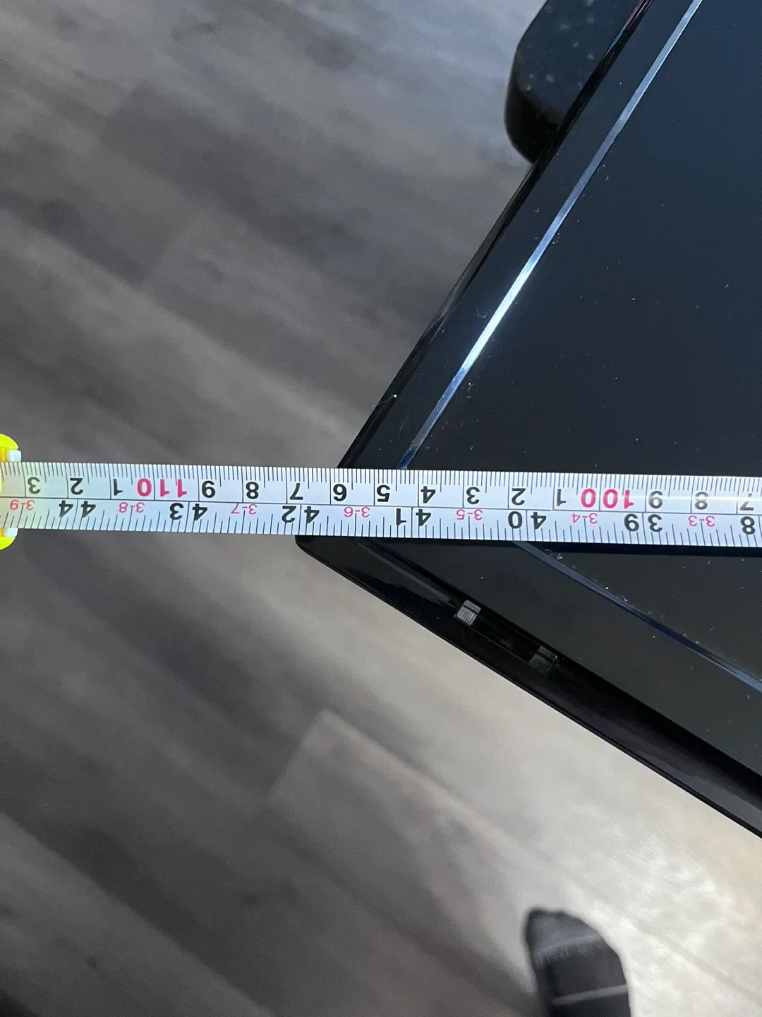 42 inch Hisense TV (not smart) image indicator(7)