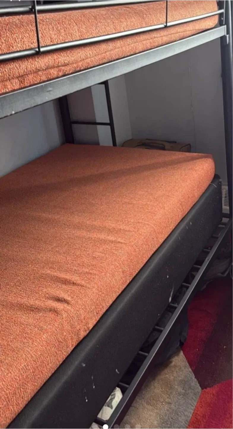 Metal Bunk Bed with mettress