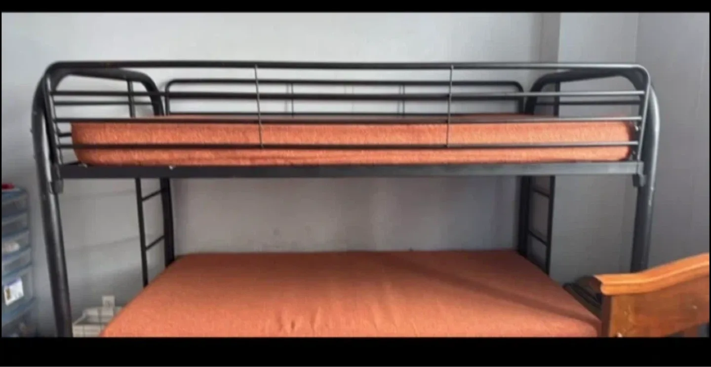 Metal Bunk Bed with mettress image indicator(2)