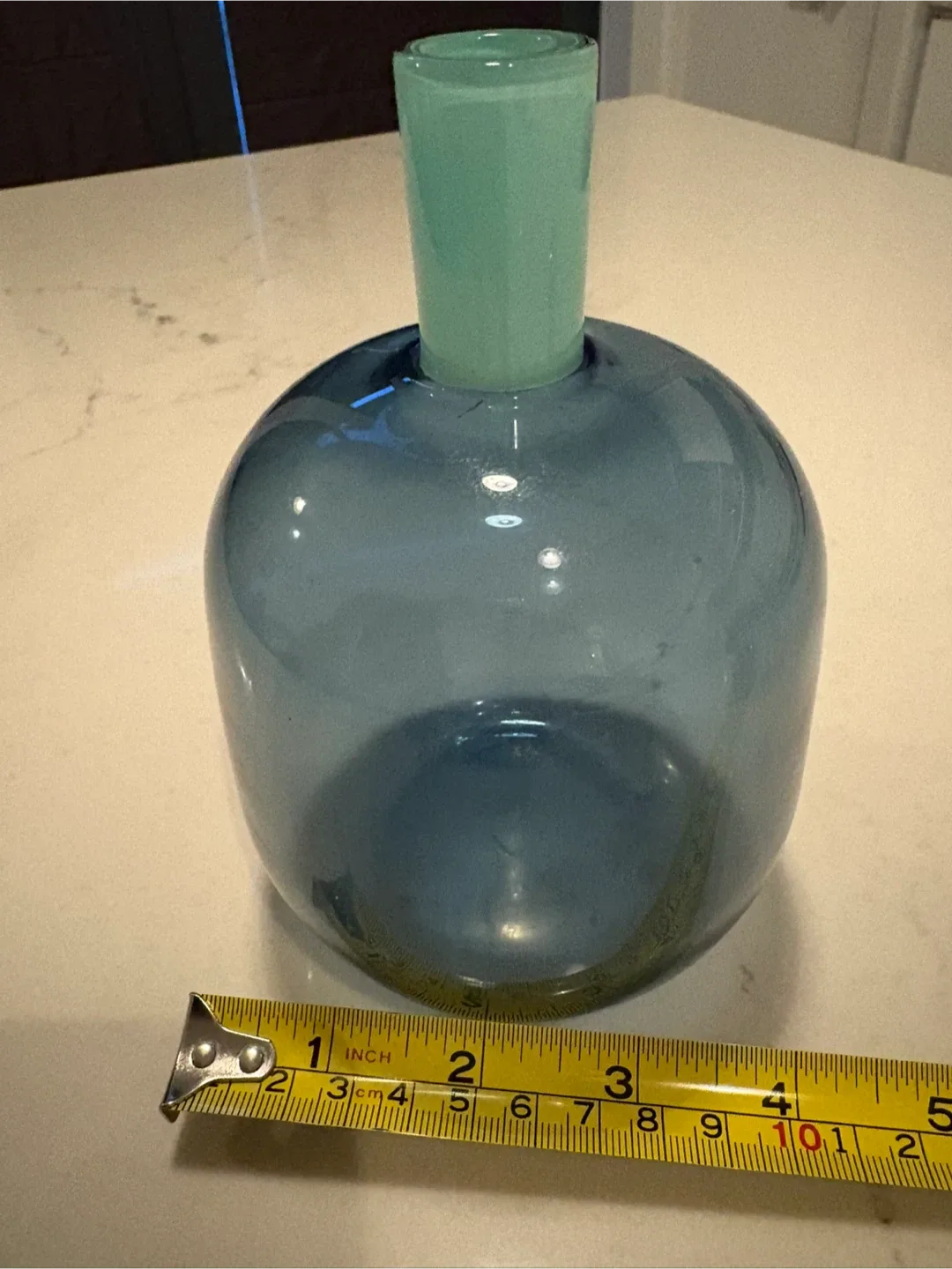 Handblown Glass Vessel Vase Lynn Read Vitreluxe Studio image indicator(2)