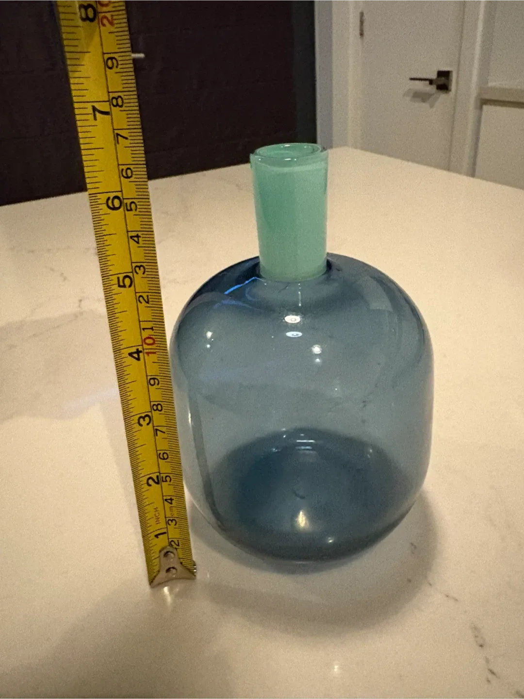Handblown Glass Vessel Vase Lynn Read Vitreluxe Studio image indicator(4)
