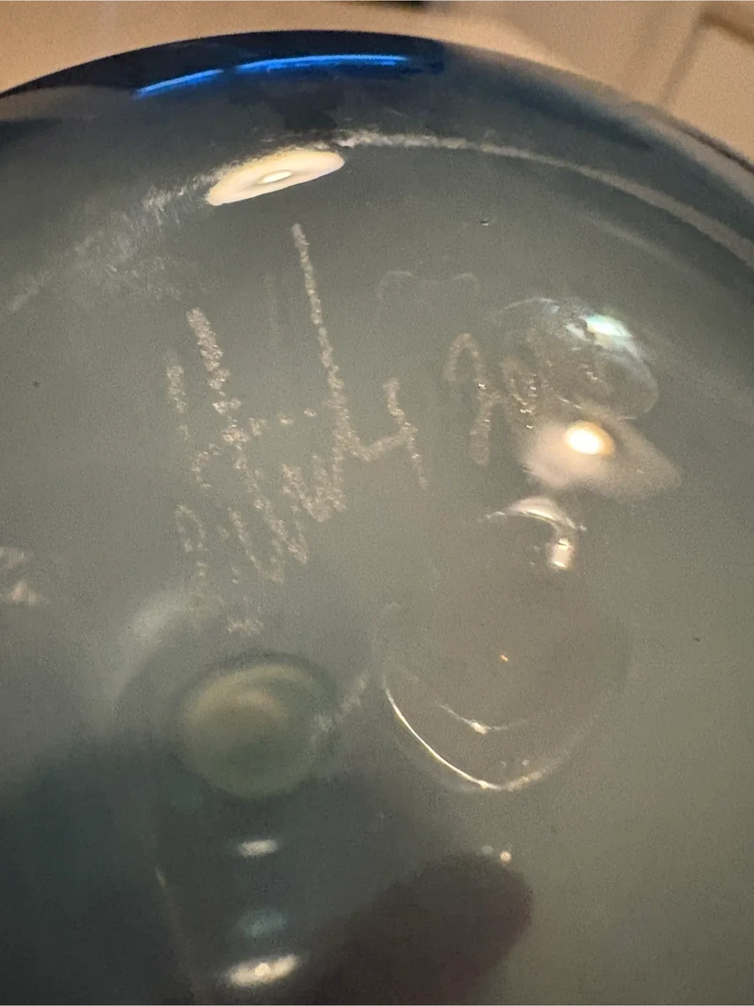 Handblown Glass Vessel Vase Lynn Read Vitreluxe Studio image indicator(8)