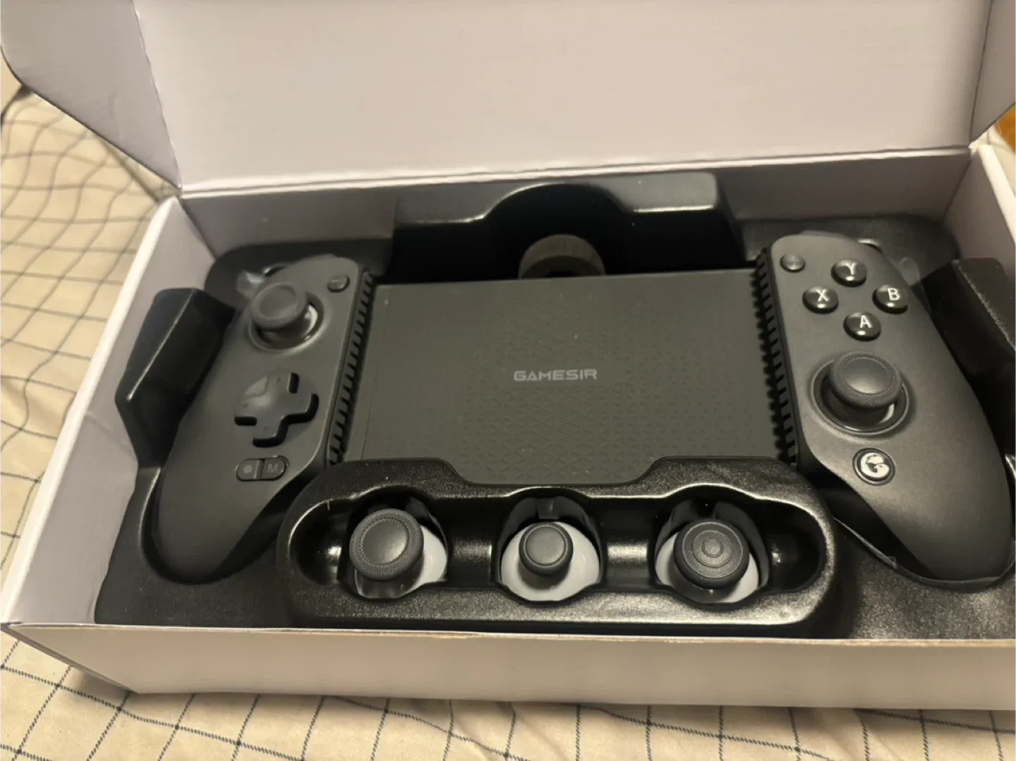 GameSir G8 Galileo Mobile Game Controller - New in Box! image indicator(3)