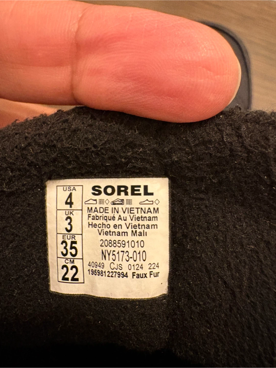 Sorel Black Winter Boots - Size 4 - photo 2