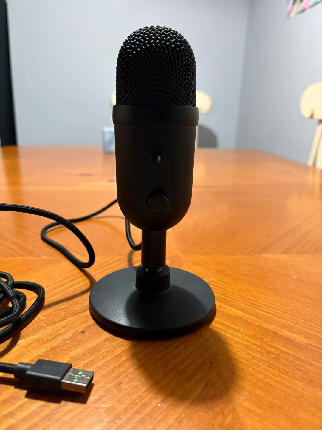 Razer Seiren Mini Microphone - Black image indicator(3)