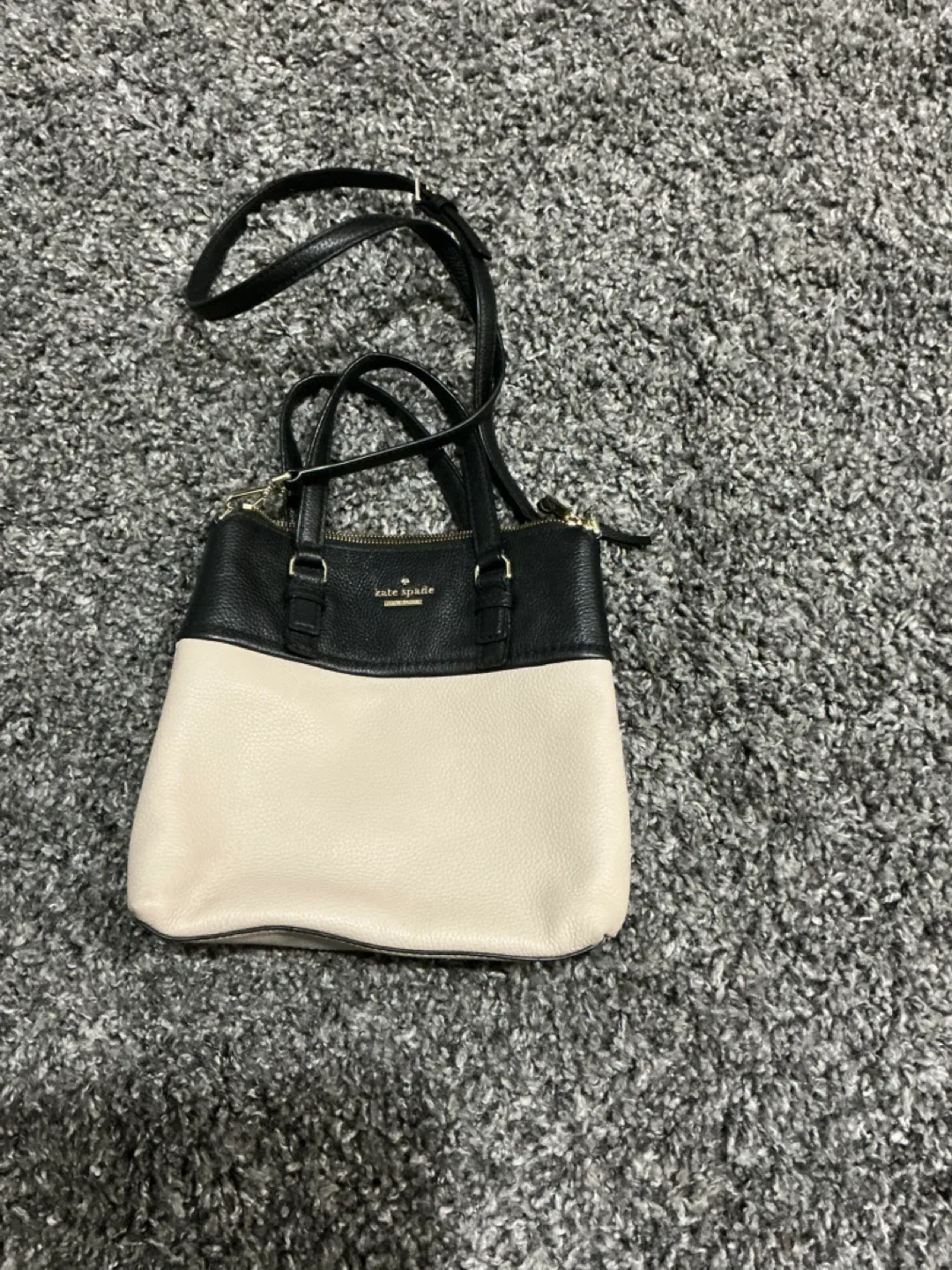 Assorted Purses - Beyond Yoga Tote & Kate Spade Bags image indicator(2)