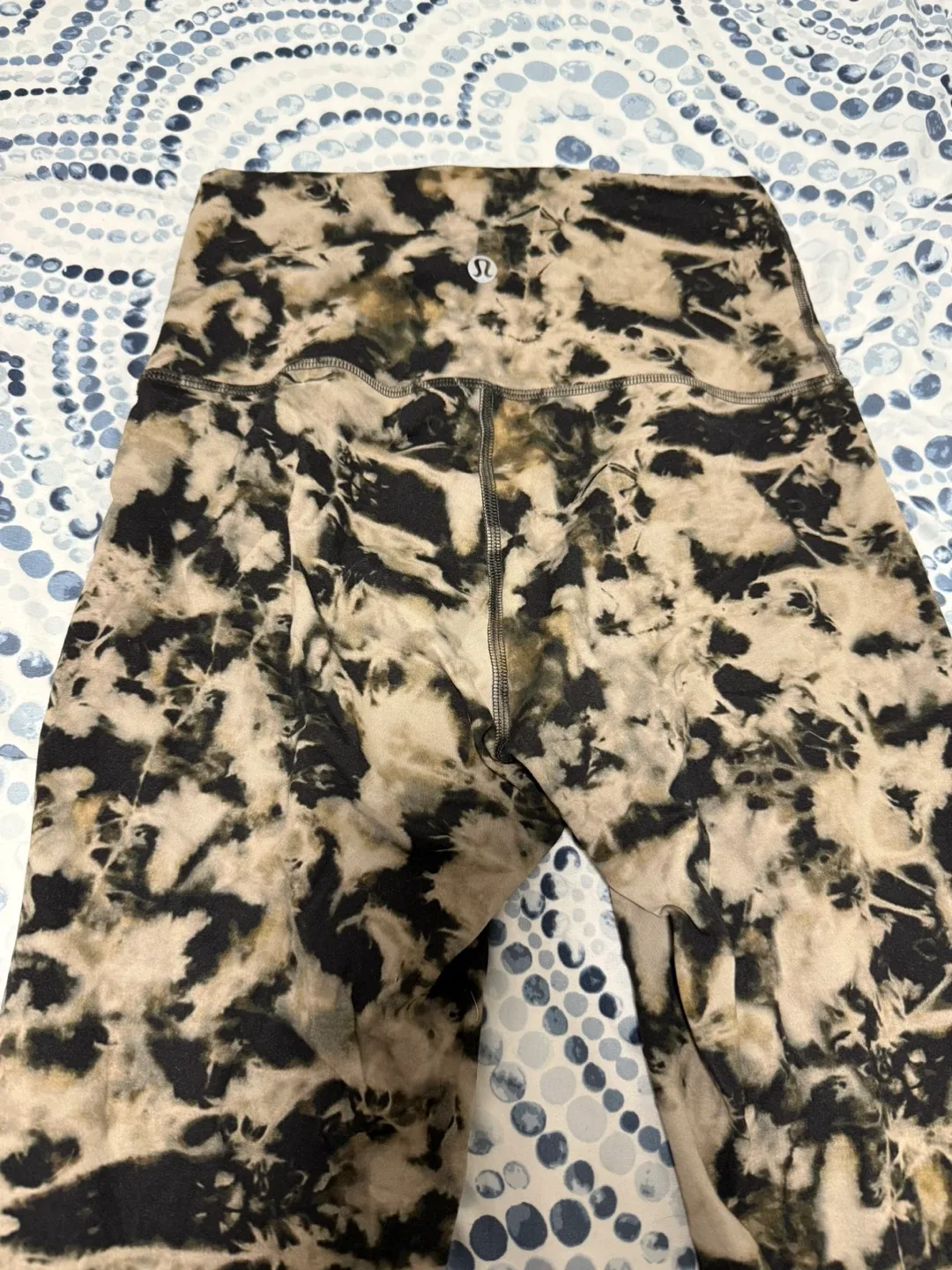 Lululemon Align Leggings, Size 4 image indicator(3)