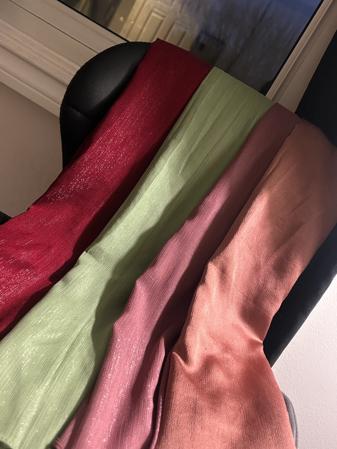 Hijab lot - Red, Green, Pink nude