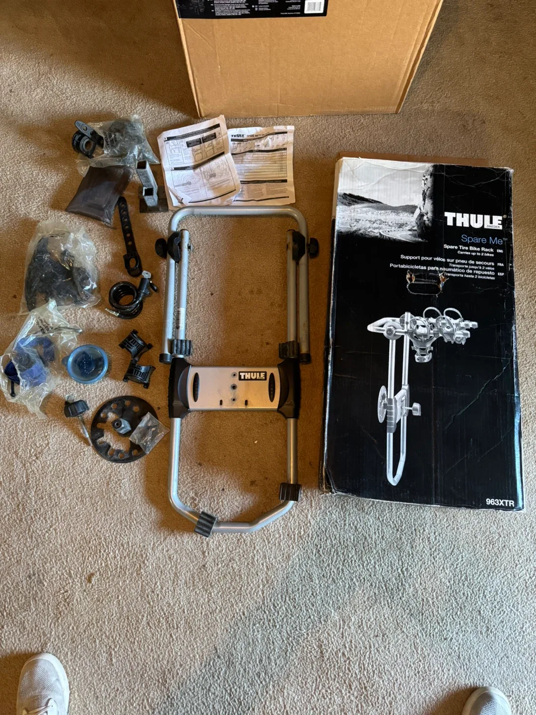 Thule 987XT Ski Carrier Ski Rack & 963XTR Bike Rack image indicator(5)