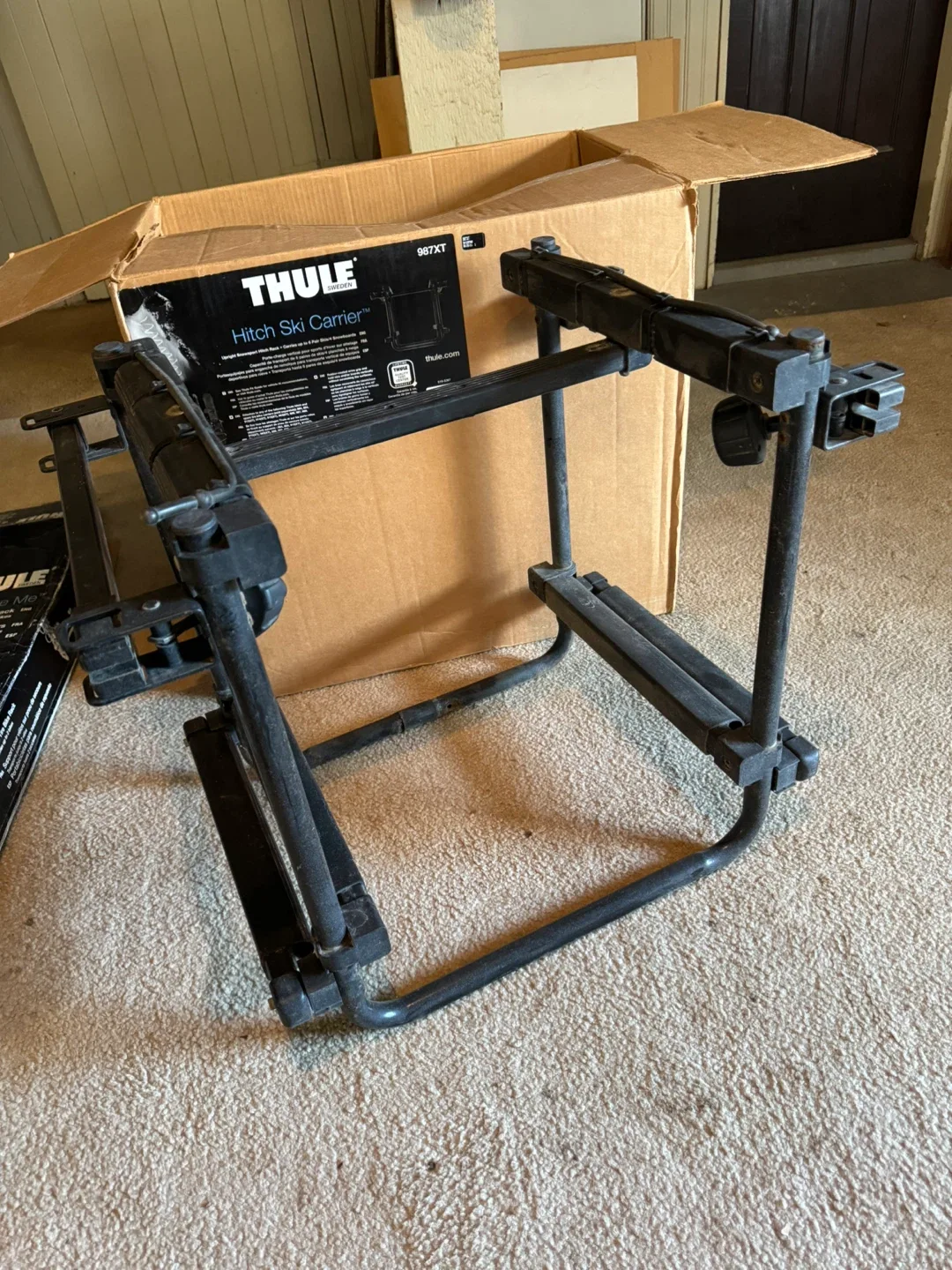 Thule 987XT Ski Carrier Ski Rack & 963XTR Bike Rack image indicator(4)