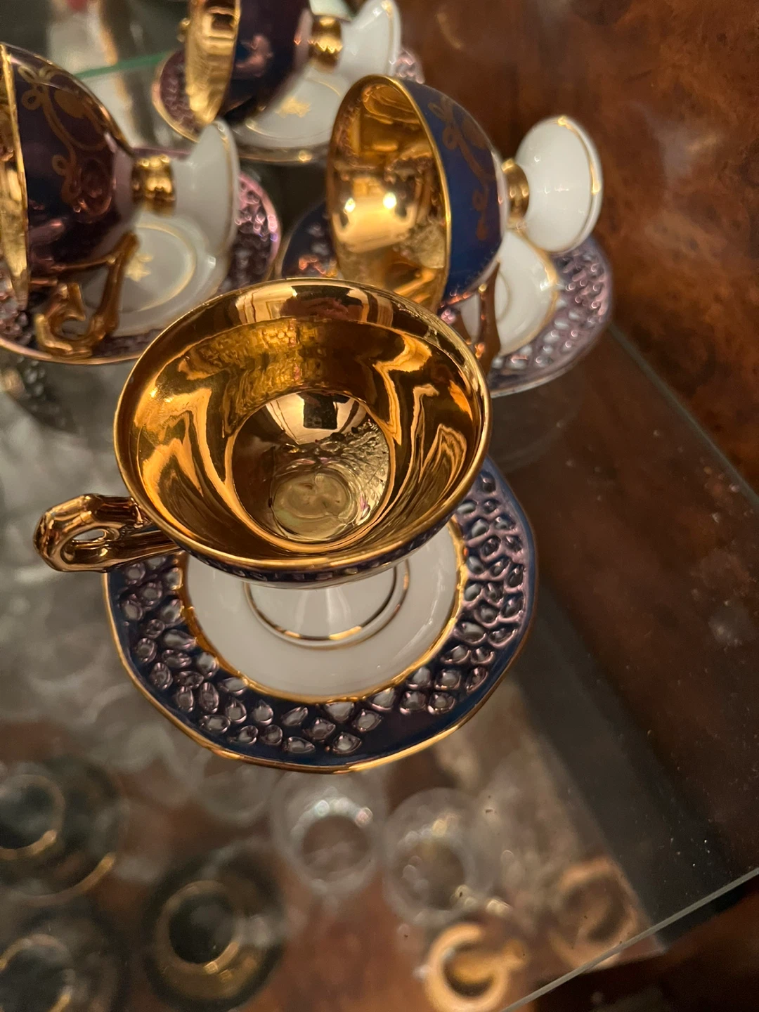 Fine Porcelain Tea Cup and Saucer Set of 6