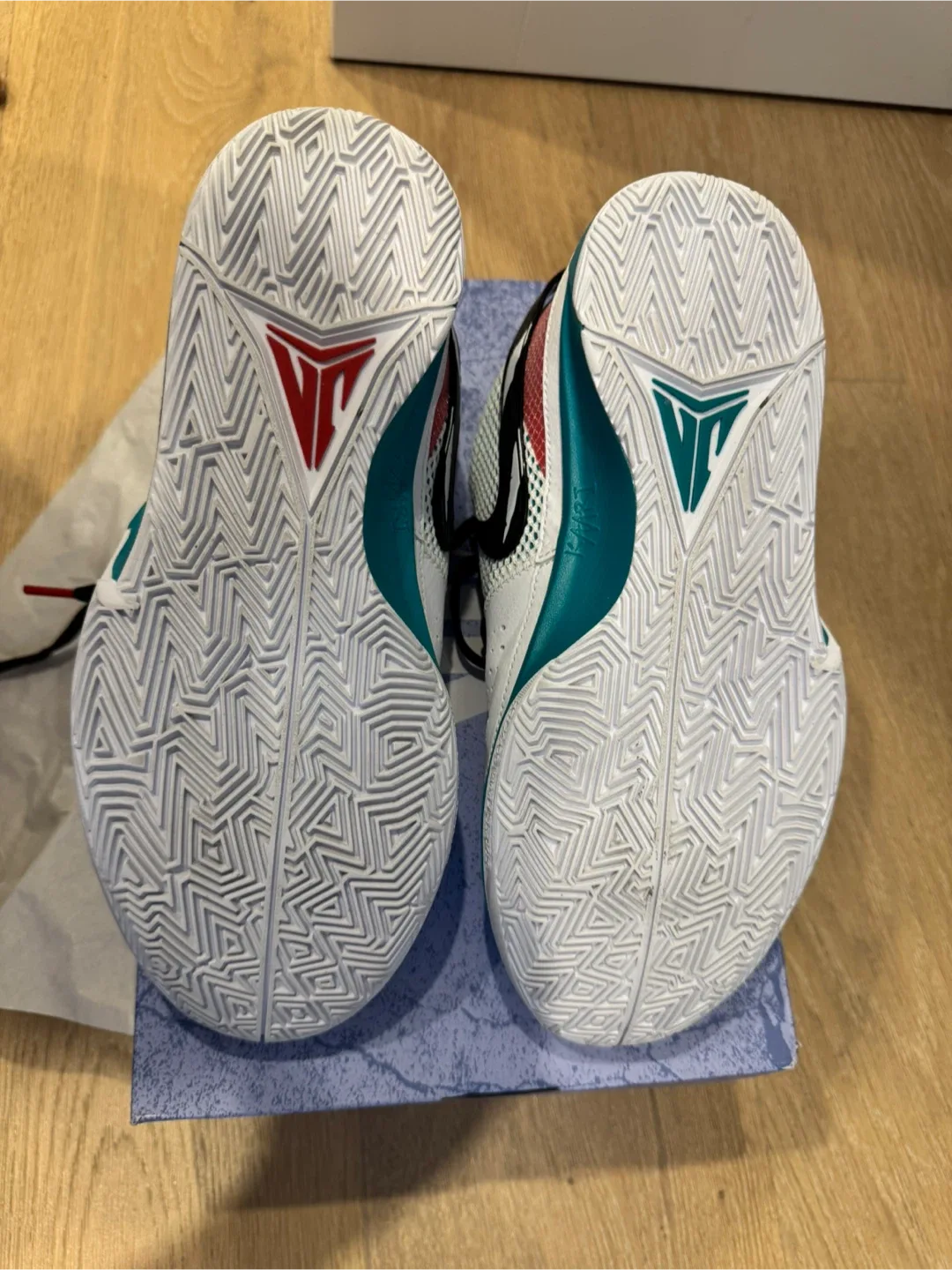 Nike JA 1 Scratch White/Black/Turbo Green - Size 8.5 image indicator(4)