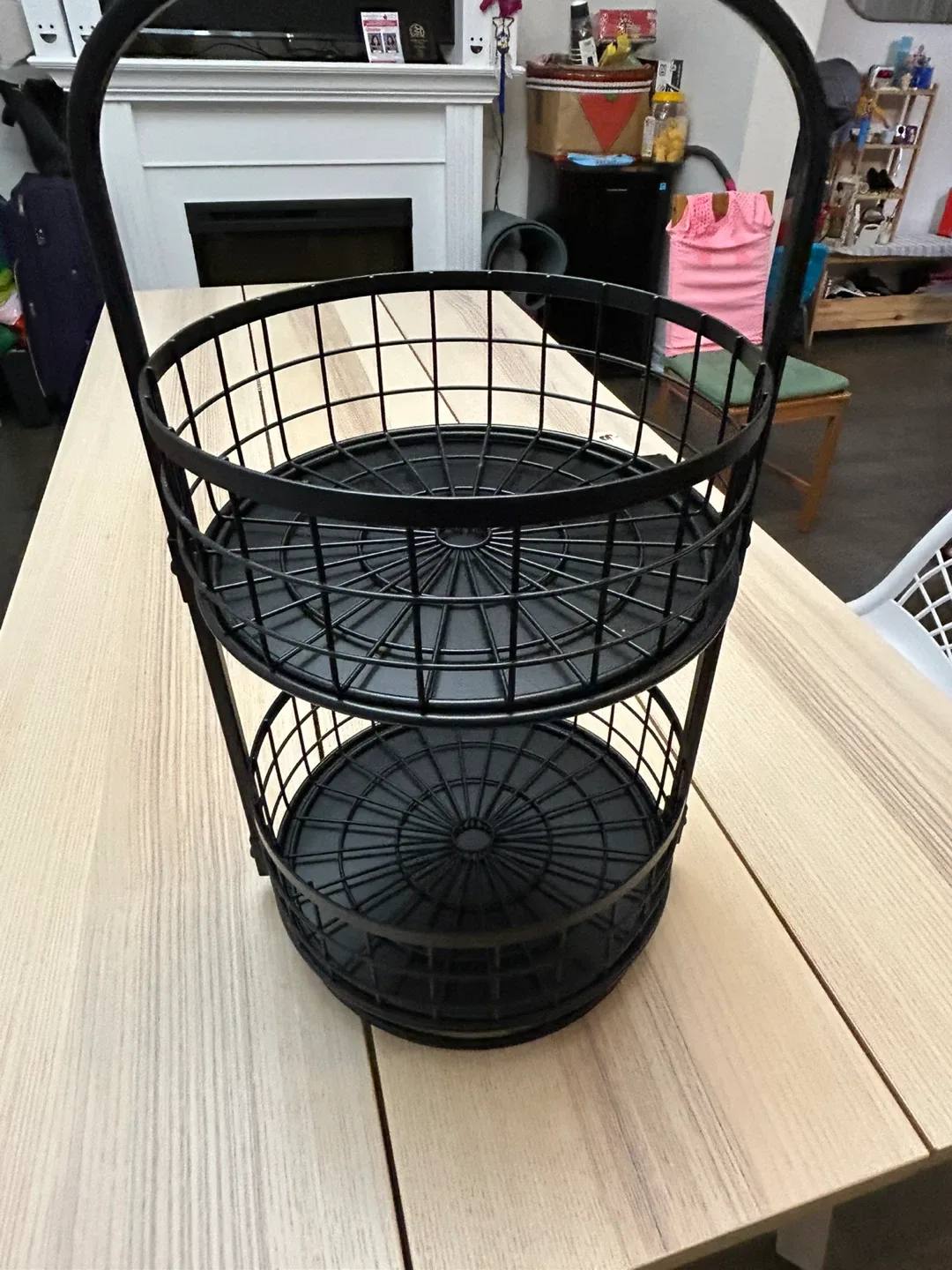 Black Metal 2-Tier Basket (ONLY ACCEPTING CASH)